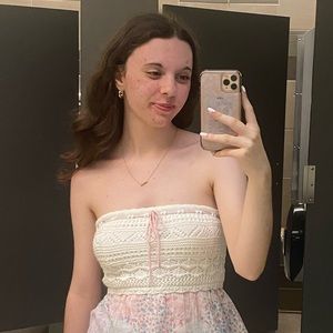 Meet your Posher, Madeline